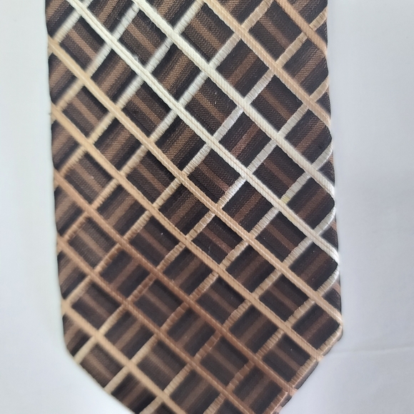 Stafford Brown Plaid Mens Neck Tie. New With Tags. - Picture 7 of 7